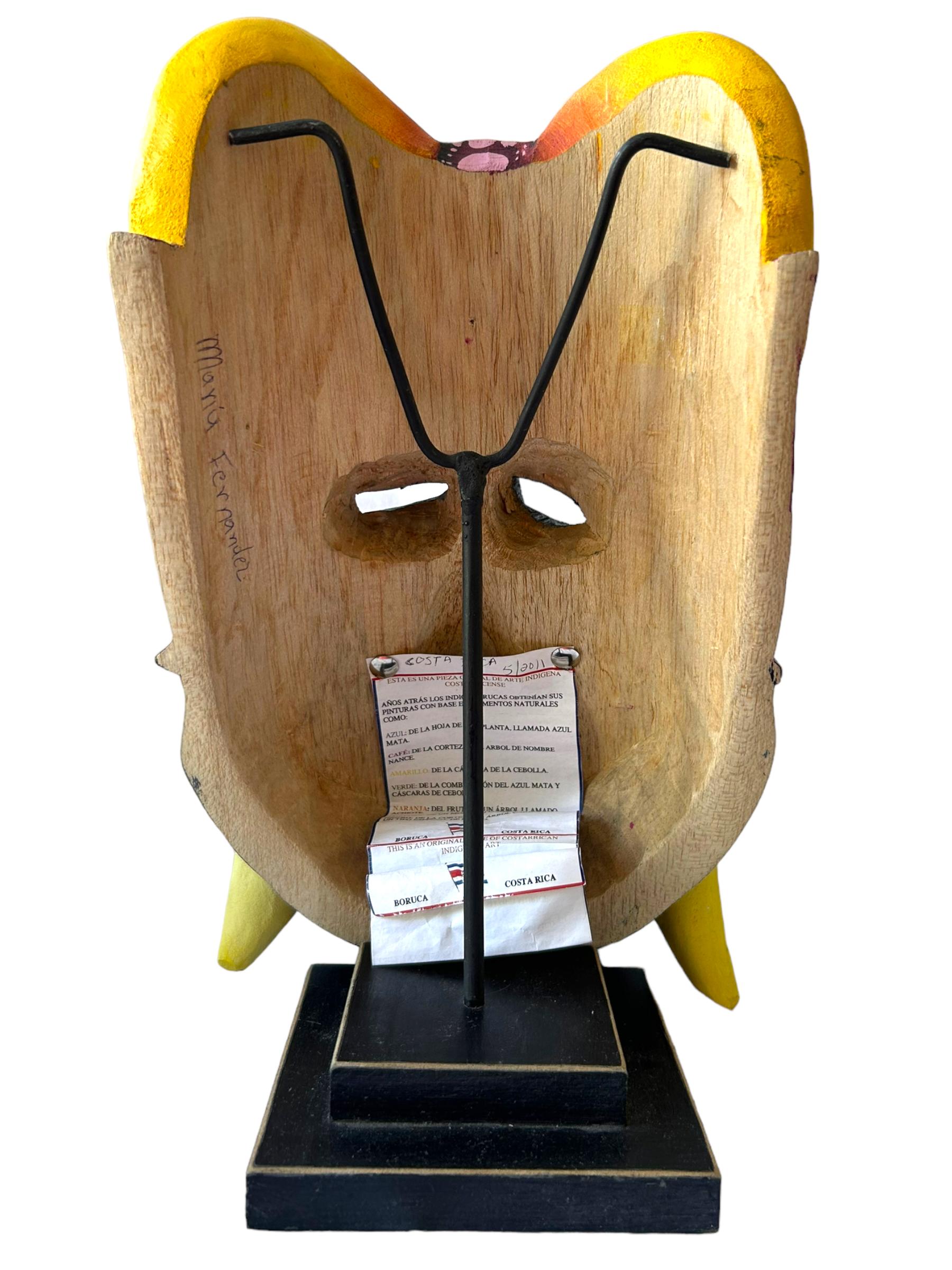 Hand-Crafted Vintage 2011 Boruca Authentic Indigenous Wooden Mask w/ Stand ~ Costa Rica For Sale