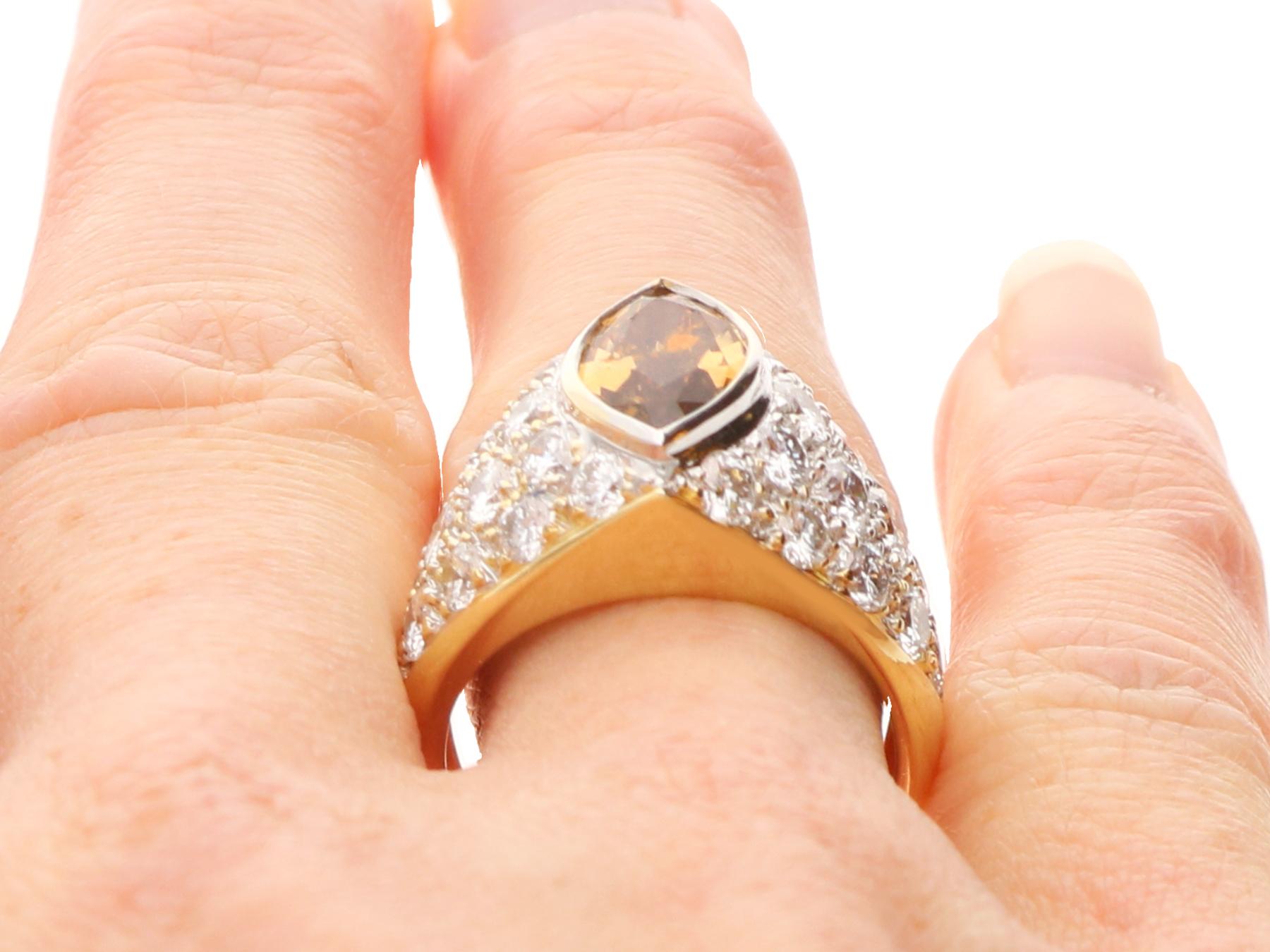 Vintage 2.03 Carat Marquise Cut Brown Diamond Ring in 18 Karat Yellow Gold For Sale 6