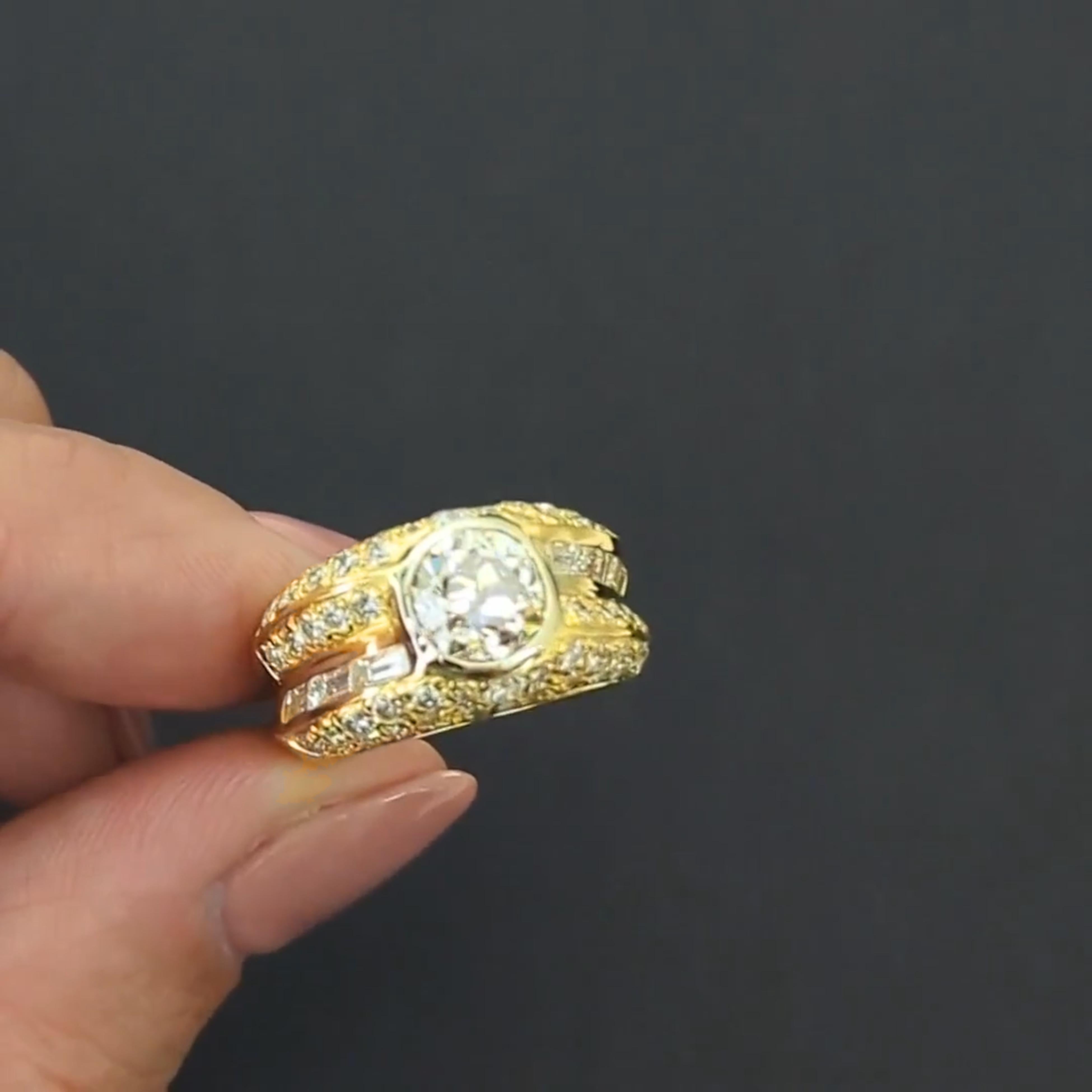Vintage 2.08 Carat Old Mine Cut Diamond Engagement Ring In Excellent Condition For Sale In Chicago, IL