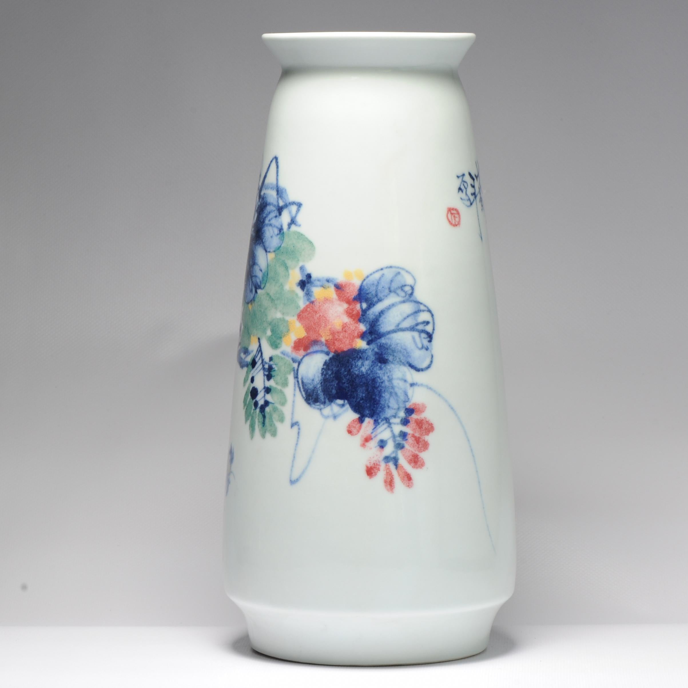 Vintage 20 C Chinese Porcelain Proc Liling Vase China Flowers Underglaze In Excellent Condition For Sale In Amsterdam, Noord Holland