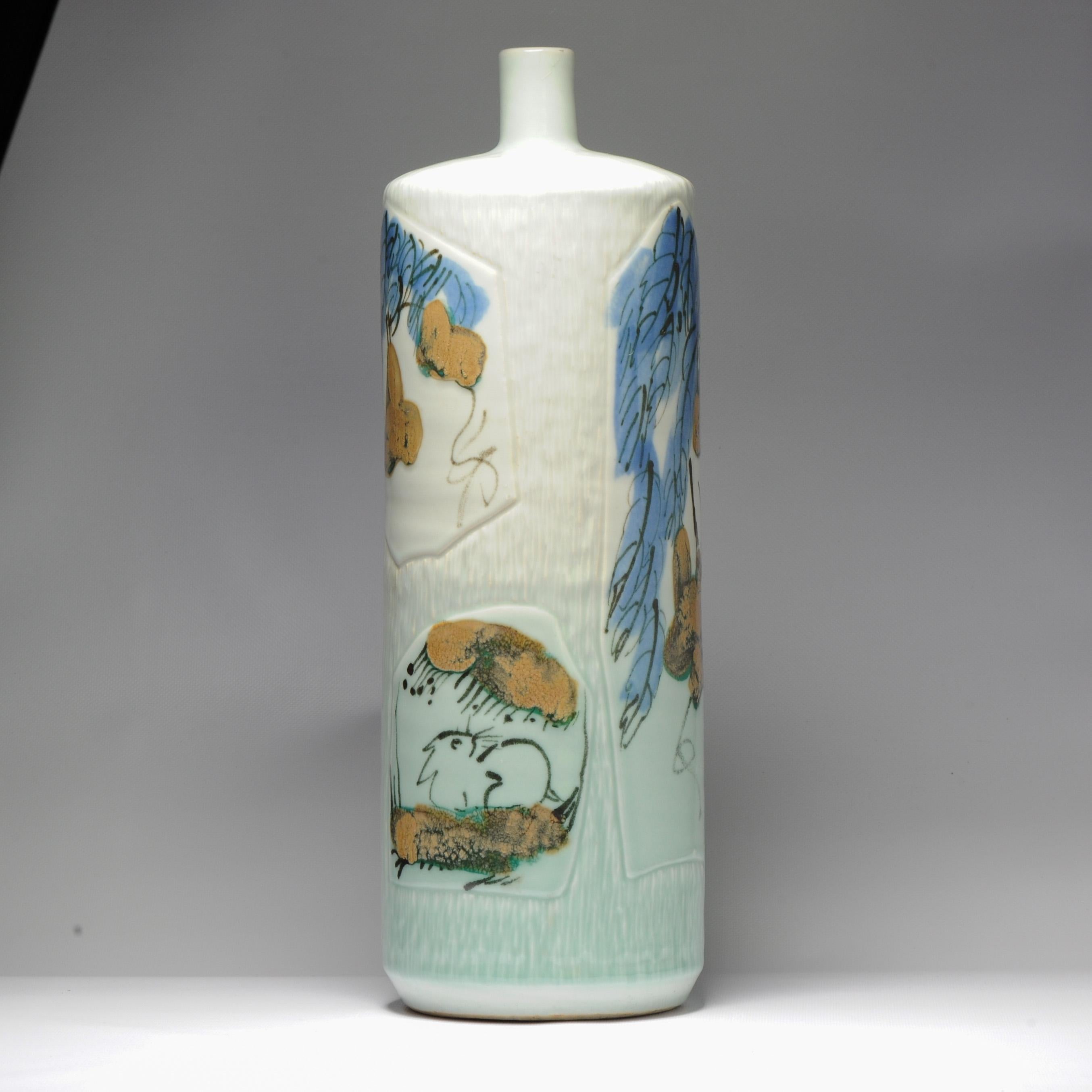 Vintage 20C Chinese Porcelain PROC Liling Vase China Fruit & Rabit Underglaze For Sale 5