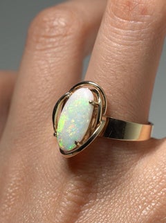 Vintage 2.0ct Large Oval Australian Solid White Opal 9ct Gold Ring Size O / 7
