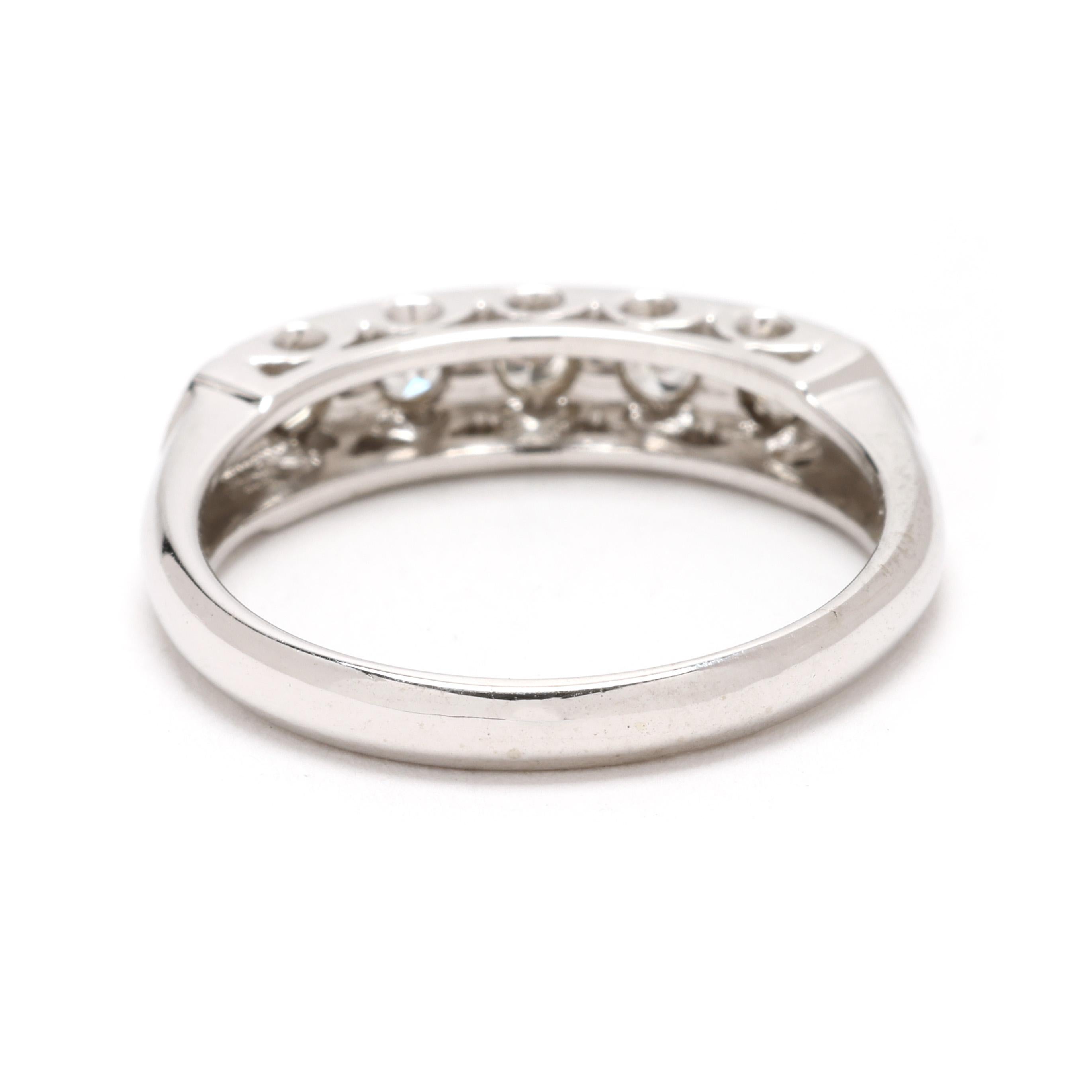 Taglio singolo Anello vintage con fascia di diamanti da 0,20 ct, oro bianco 14k, misura 8 in vendita
