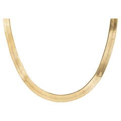 Vintage 20in Herringbone Chain Necklace in 14K Yellow Gold Vintage 20in Herringbone Chain Necklace in 14K Yellow Gold