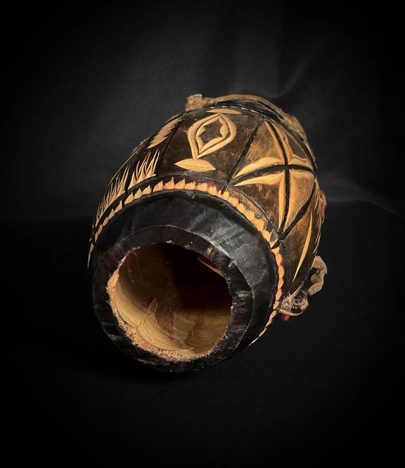 French Vintage 20th-Century African Wooden and Hide Drum Figurine - 2Y381 For Sale