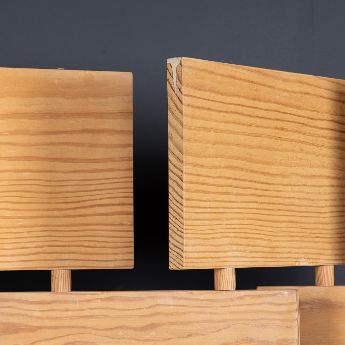 Vieux écran en bois de pin articulé du 20ème siècle, vers 1980 en vente 1