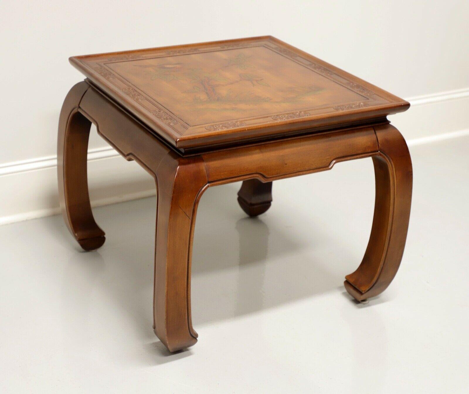 Table d'appoint sculptée de style chinoiserie Ming de la fin du 20e siècle - B en vente 1