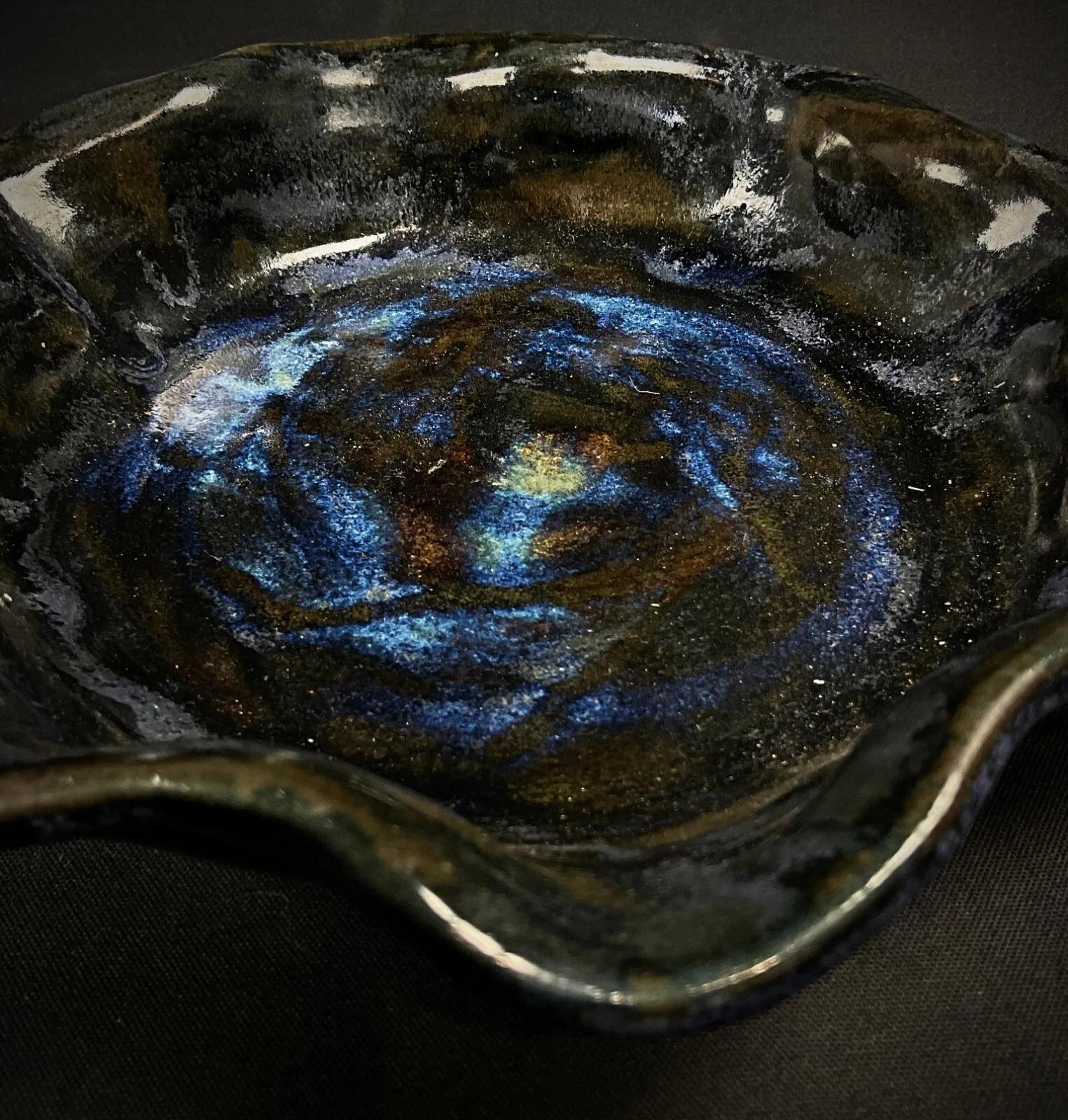 French Vintage 20th Century Blue and Black Ceramic Catchall Dish - 2Y319 For Sale