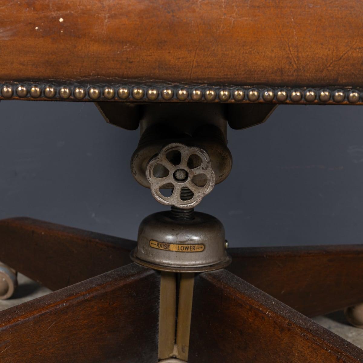 Vintage 20th Century British Hillcrest Revolving Leather Office Chair c.1940 12