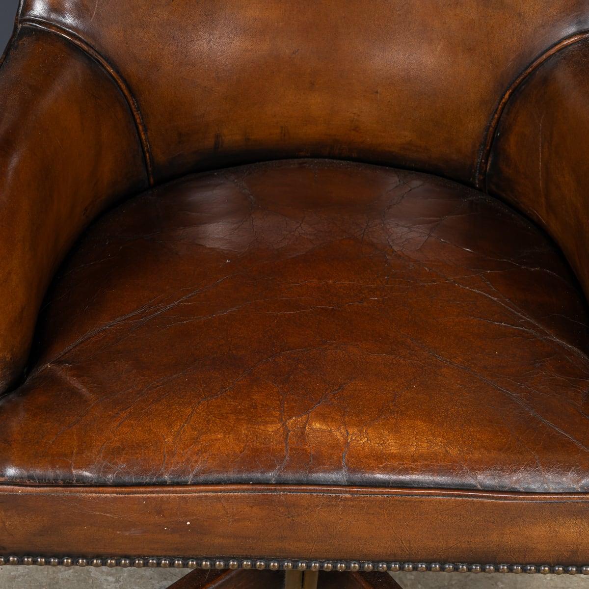 Vintage 20th Century British Hillcrest Revolving Leather Office Chair c.1940 4