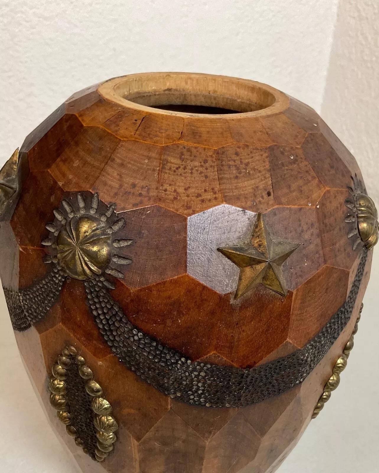 French Vintage 20th Century Carved Wood and Brass Vase - 2Y584 For Sale