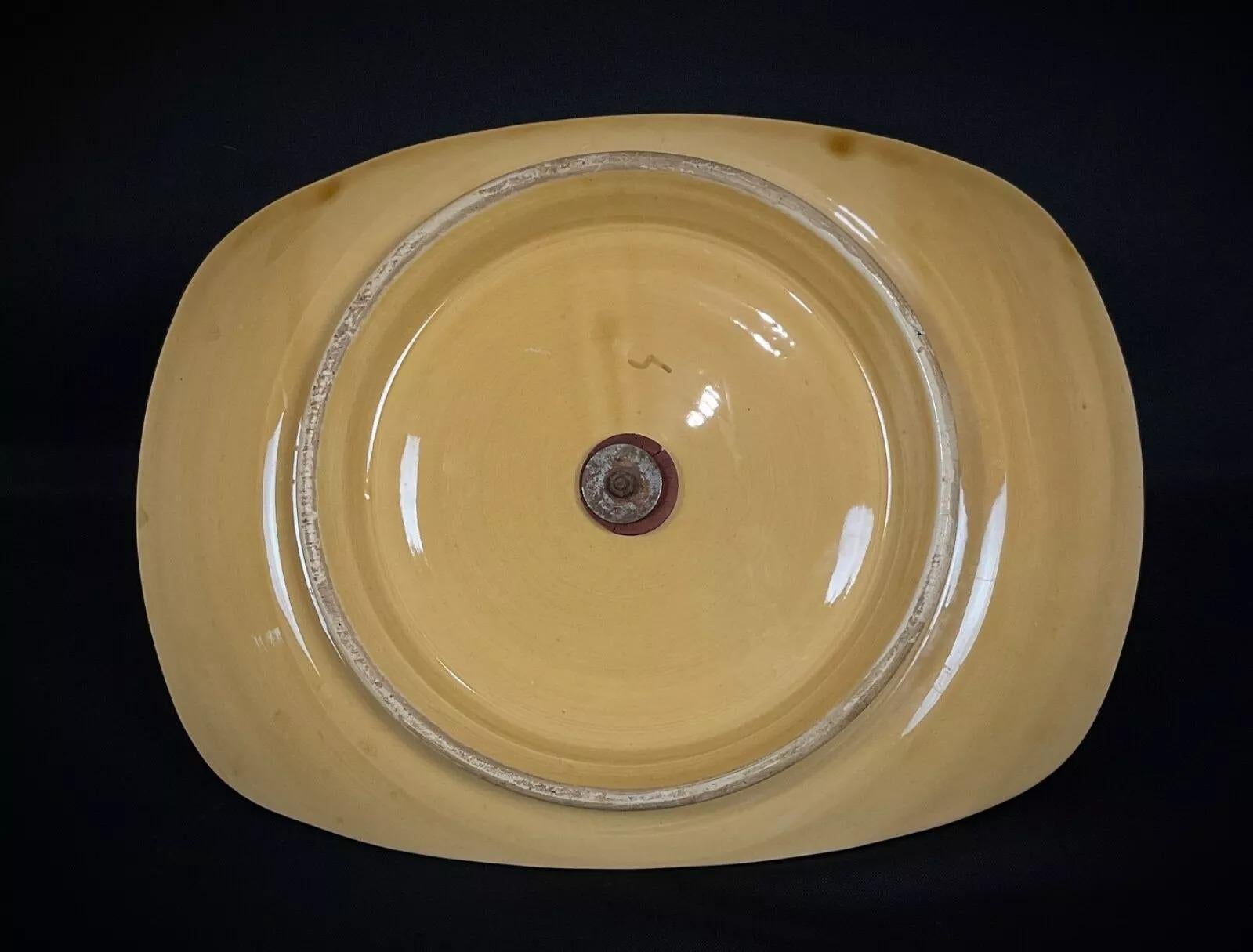 Vintage 20th-Century Ceramic Cheese Serving Platter with Fruit and Leaf - 2Y344 For Sale 1