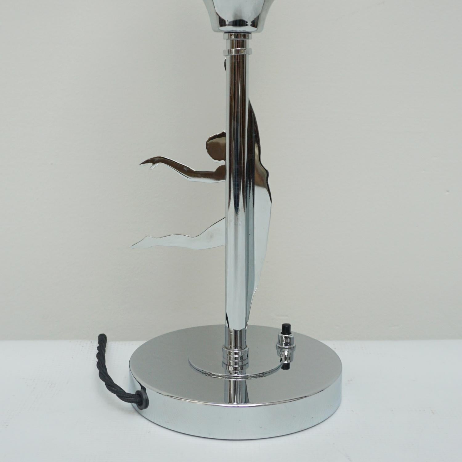 English Vintage 20th Century Chromed Metal Table Lamp with Mounted Female Dancer For Sale