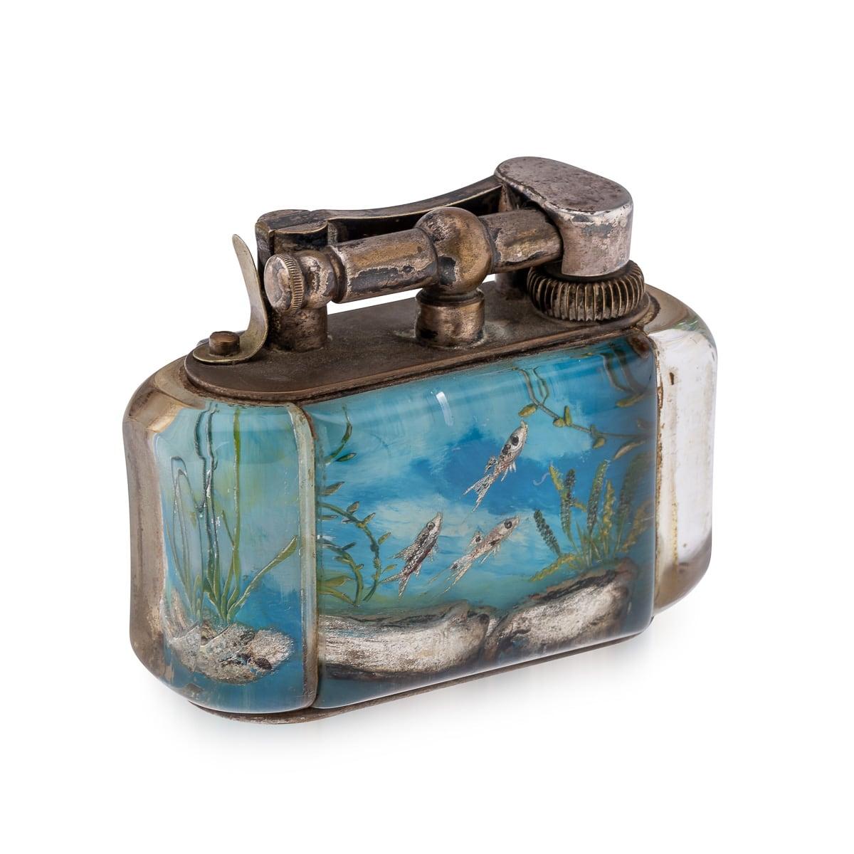 Vintage 20. Jahrhundert Dunhill Half-Giant Aquarium Tischfeuerzeug c.1950 (Versilberung) im Angebot