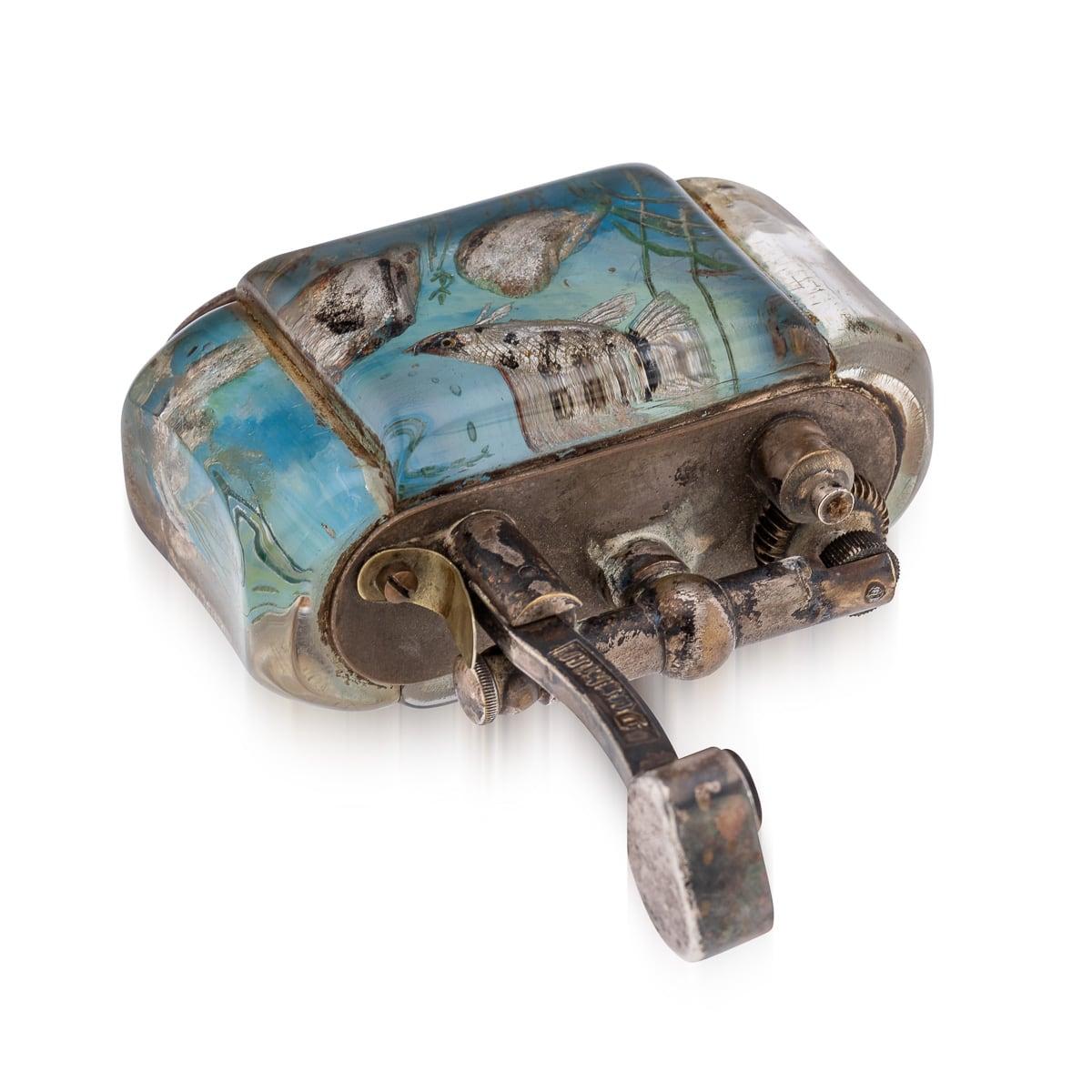 Vintage 20. Jahrhundert Dunhill Half-Giant Aquarium Tischfeuerzeug c.1950 im Angebot 1