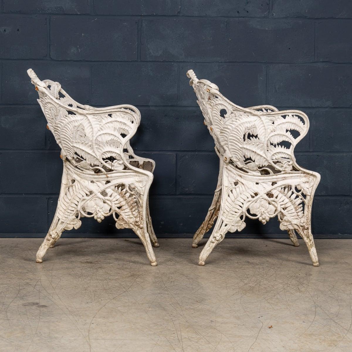 Suite da giardino inglese del XX secolo in fusione di alluminio e teak, c.1960 in vendita 6