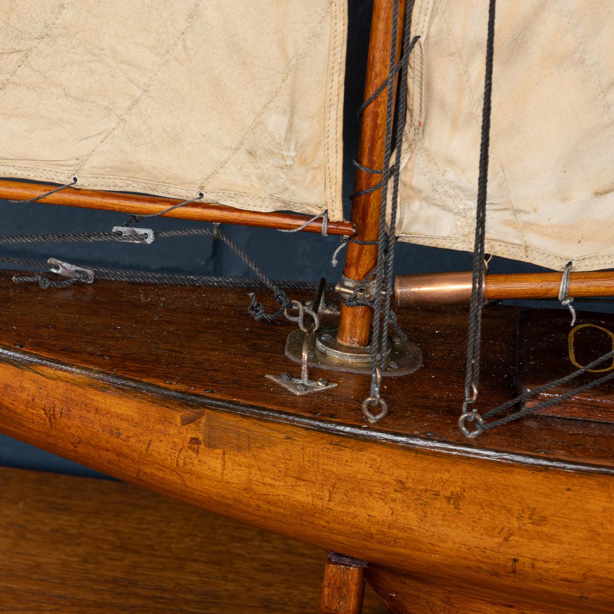 Vintage 20th Century English Gaff Rigged 