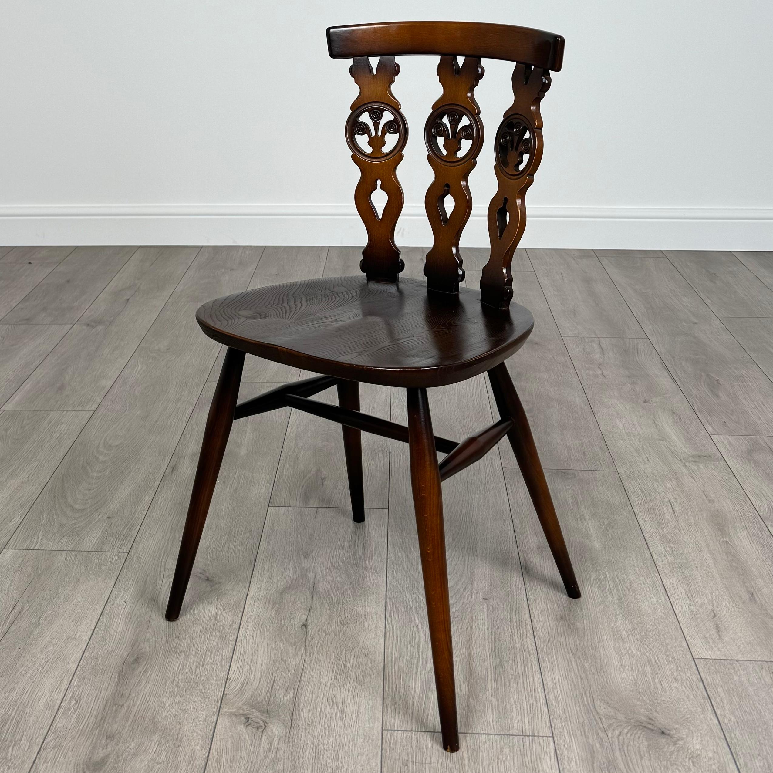 Vintage 20th Century Ercol Dining Table With 6 Dining Chair's ( REF AF-3613 ) en vente 7