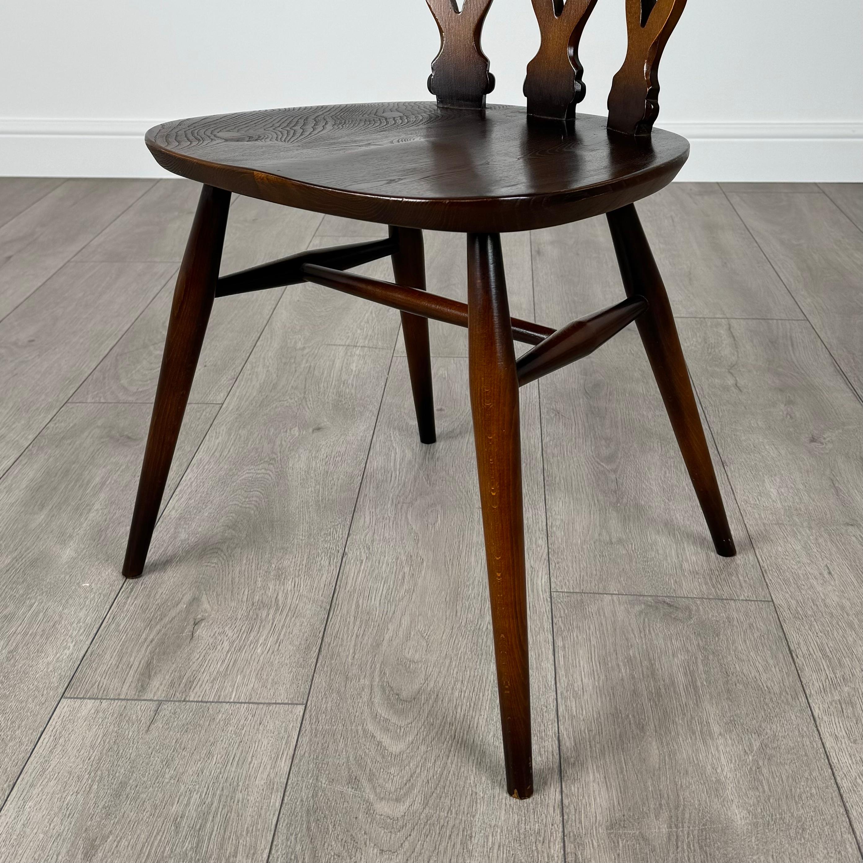Vintage 20th Century Ercol Dining Table With 6 Dining Chair's ( REF AF-3613 ) en vente 11