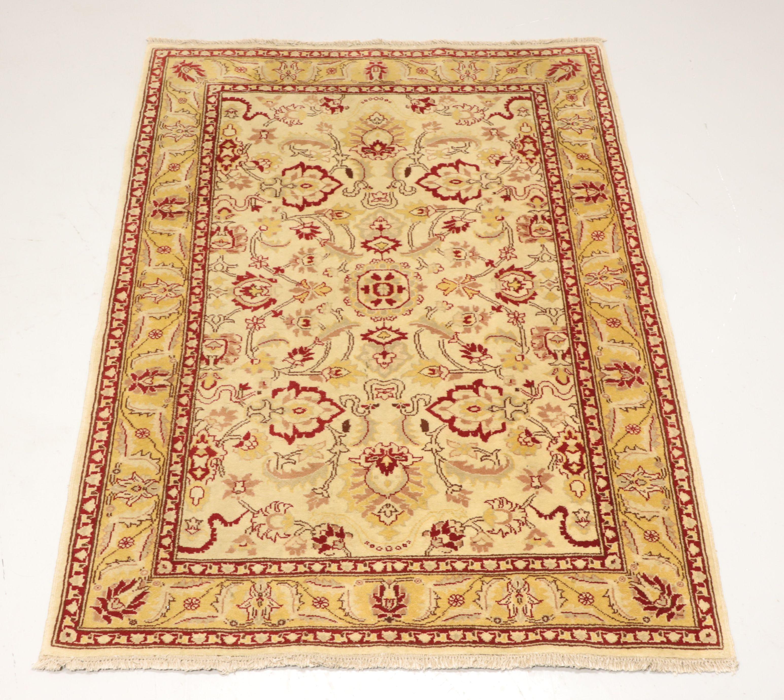 Vintage 20th Century Fine Hand Knotted Wool 4 x 6 Area Rug For Sale 4
