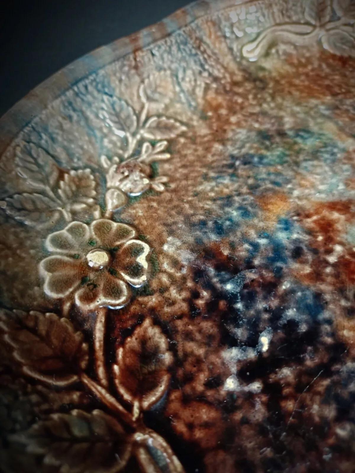 Bandeja decorada con motivos florales vintage del siglo XX pintada a mano - 2Y241 Francés en venta