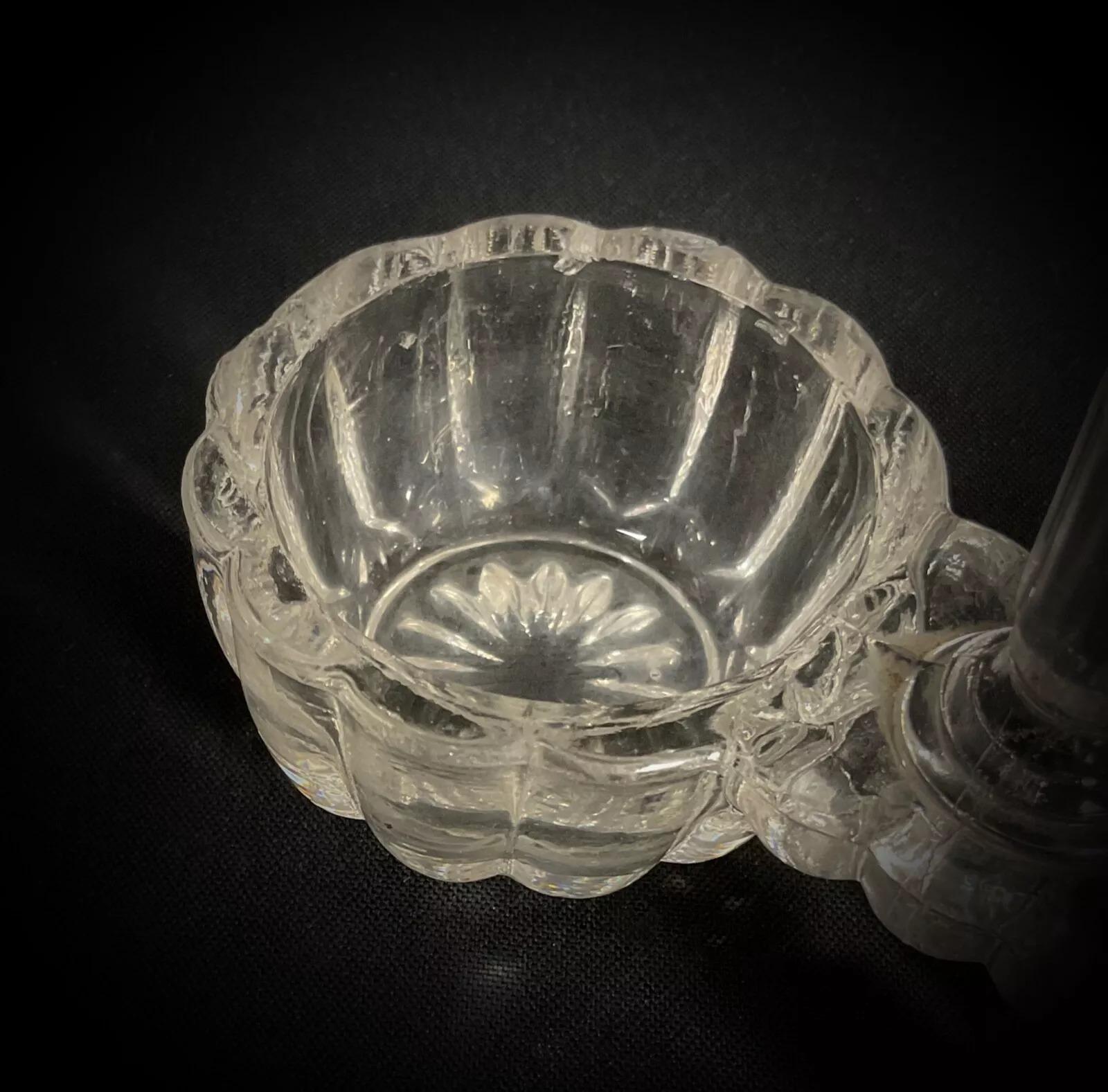 Juego de salero de cristal grabado francés vintage del siglo XX - 2Y380 en venta 1