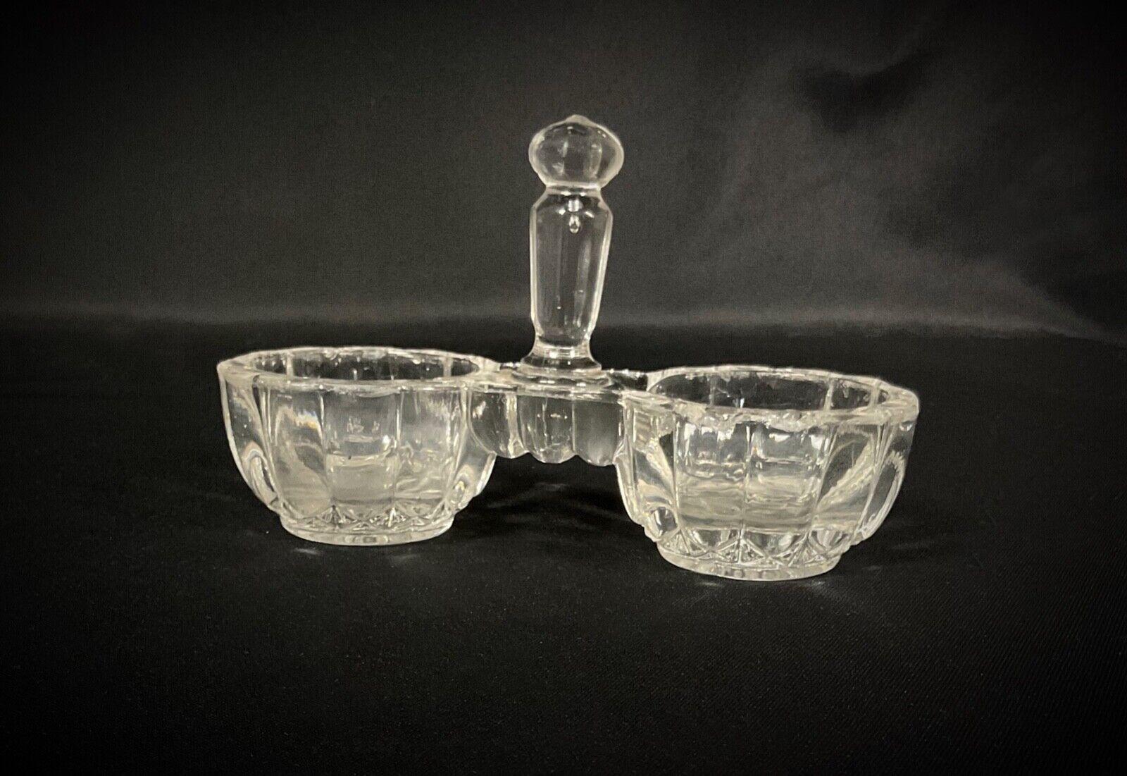 Juego de salero de cristal grabado francés vintage del siglo XX - 2Y380 en venta 2