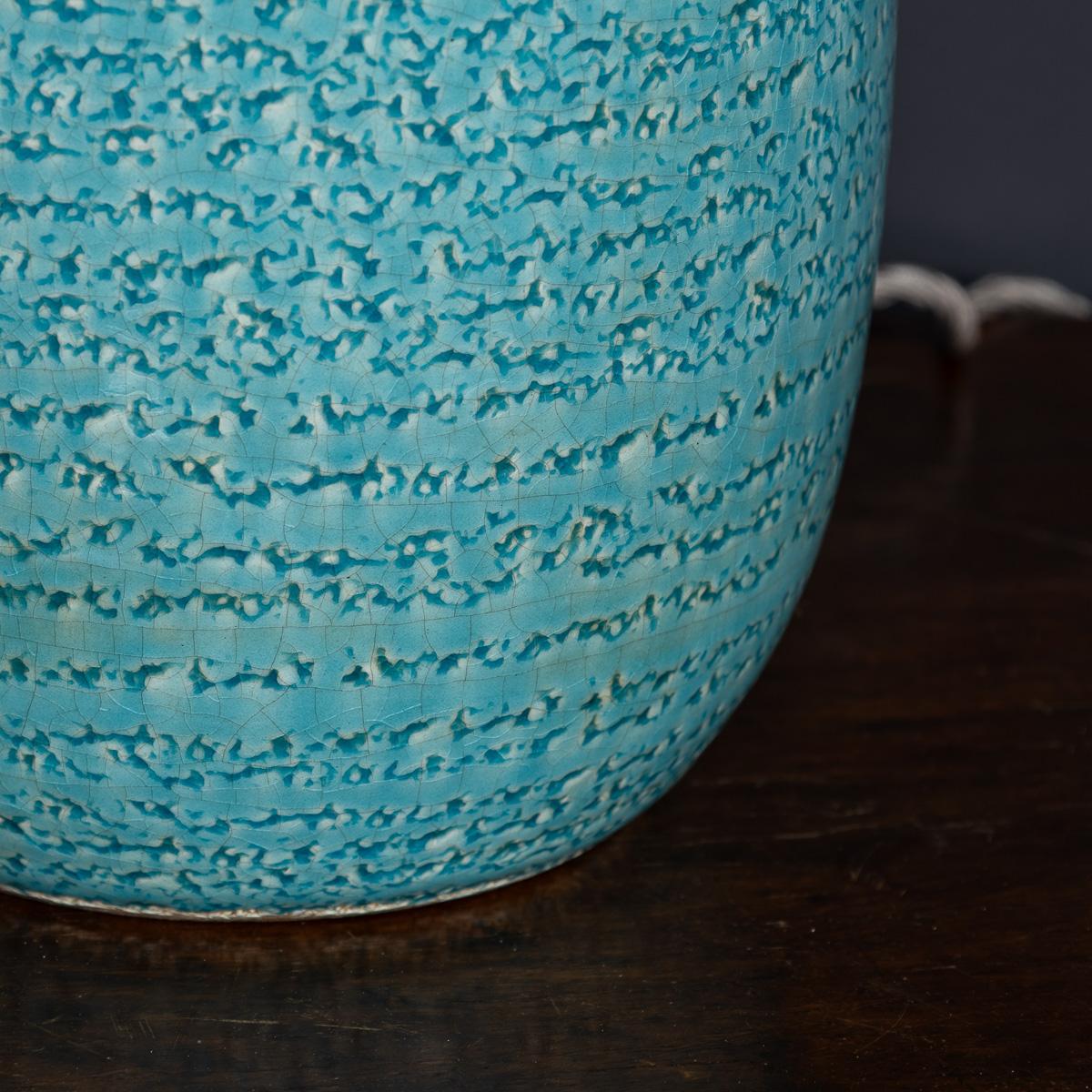Vintage 20. Jahrhundert Französisch Paar von blauen Keramik-Tischlampen c.1970 im Angebot 8