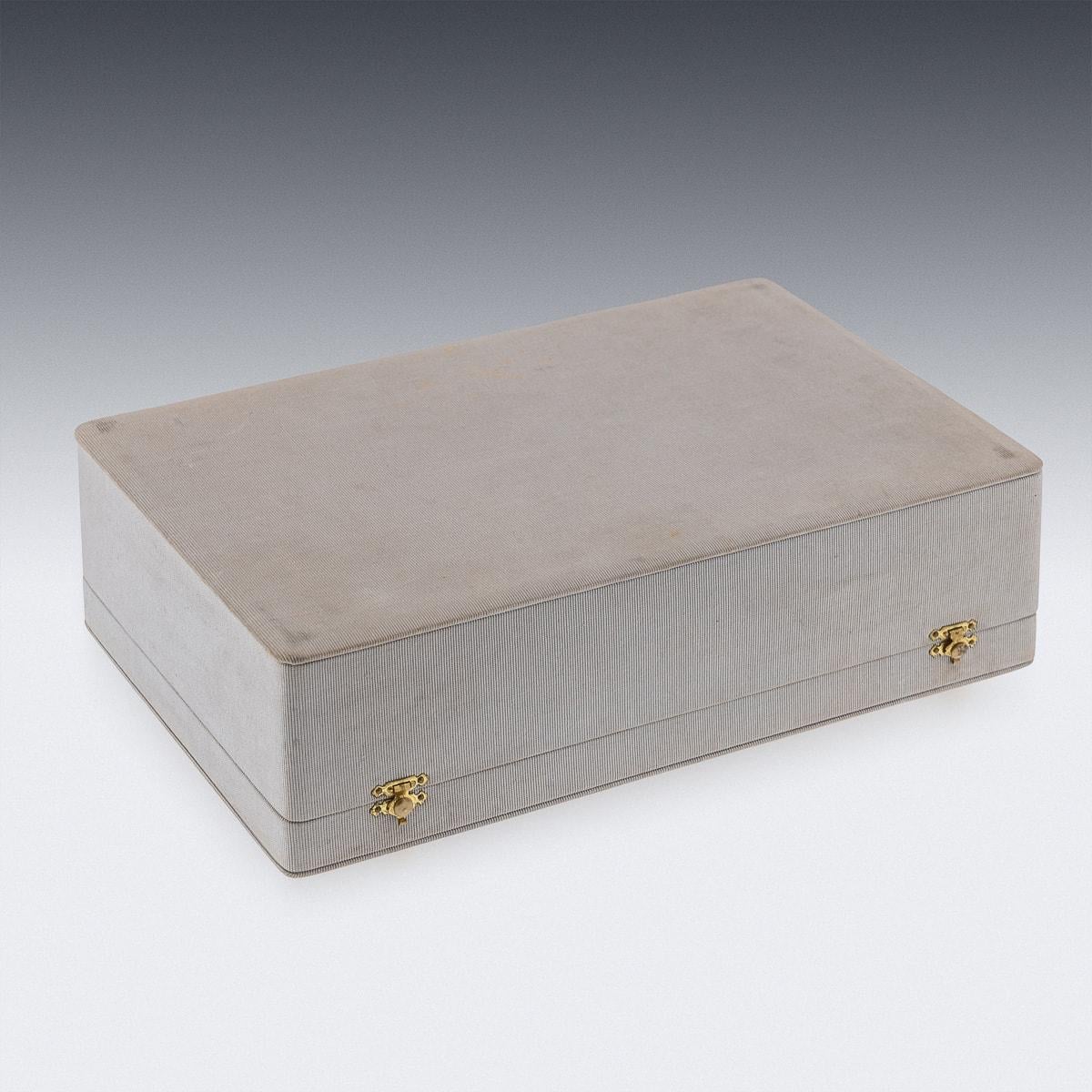 Vintage 20th Century French Solid Silver Cigar Box By Hermes c.1970 For Sale 4