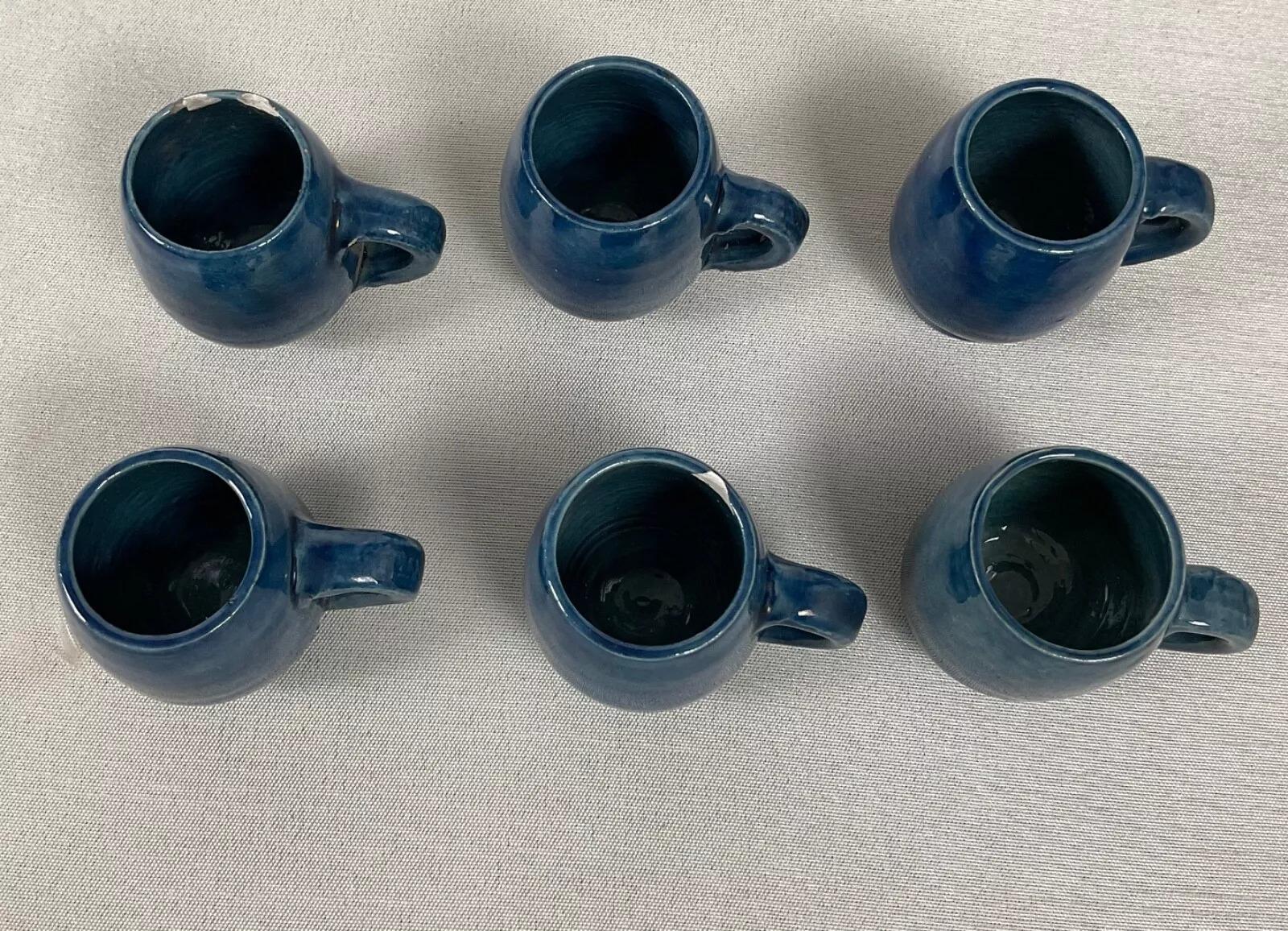 Ceramica Set di liquori da tavola francese del 20° secolo - Botte e 6 coppette - 2Y481 in vendita