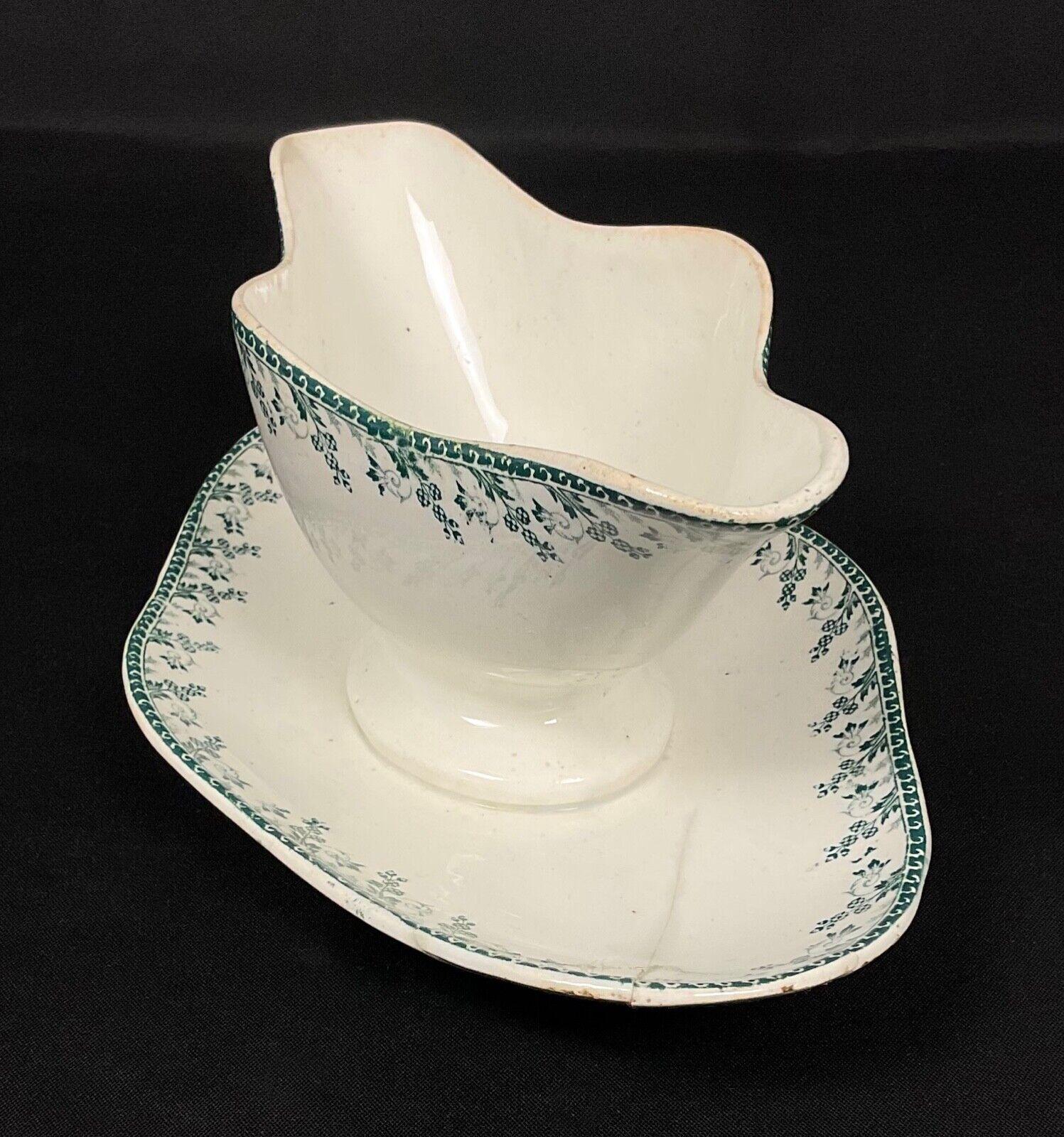 Vintage 20th Century Gien Porcelain Gravy Boat – Montagny Floral Design - 2Y512 For Sale 10