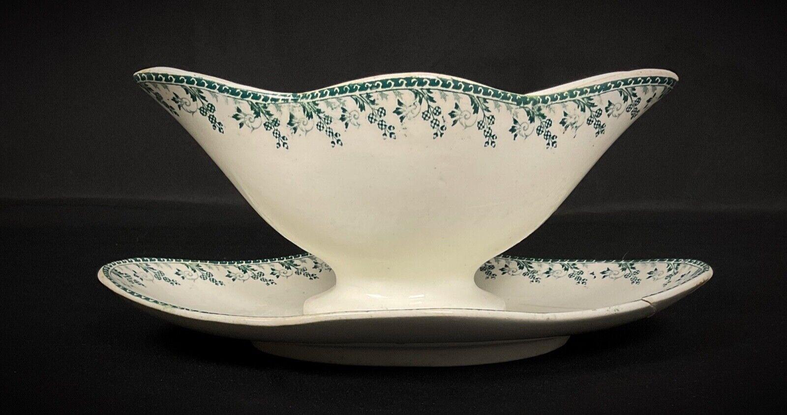 Vintage 20th Century Gien Porcelain Gravy Boat – Montagny Floral Design - 2Y512 For Sale 6