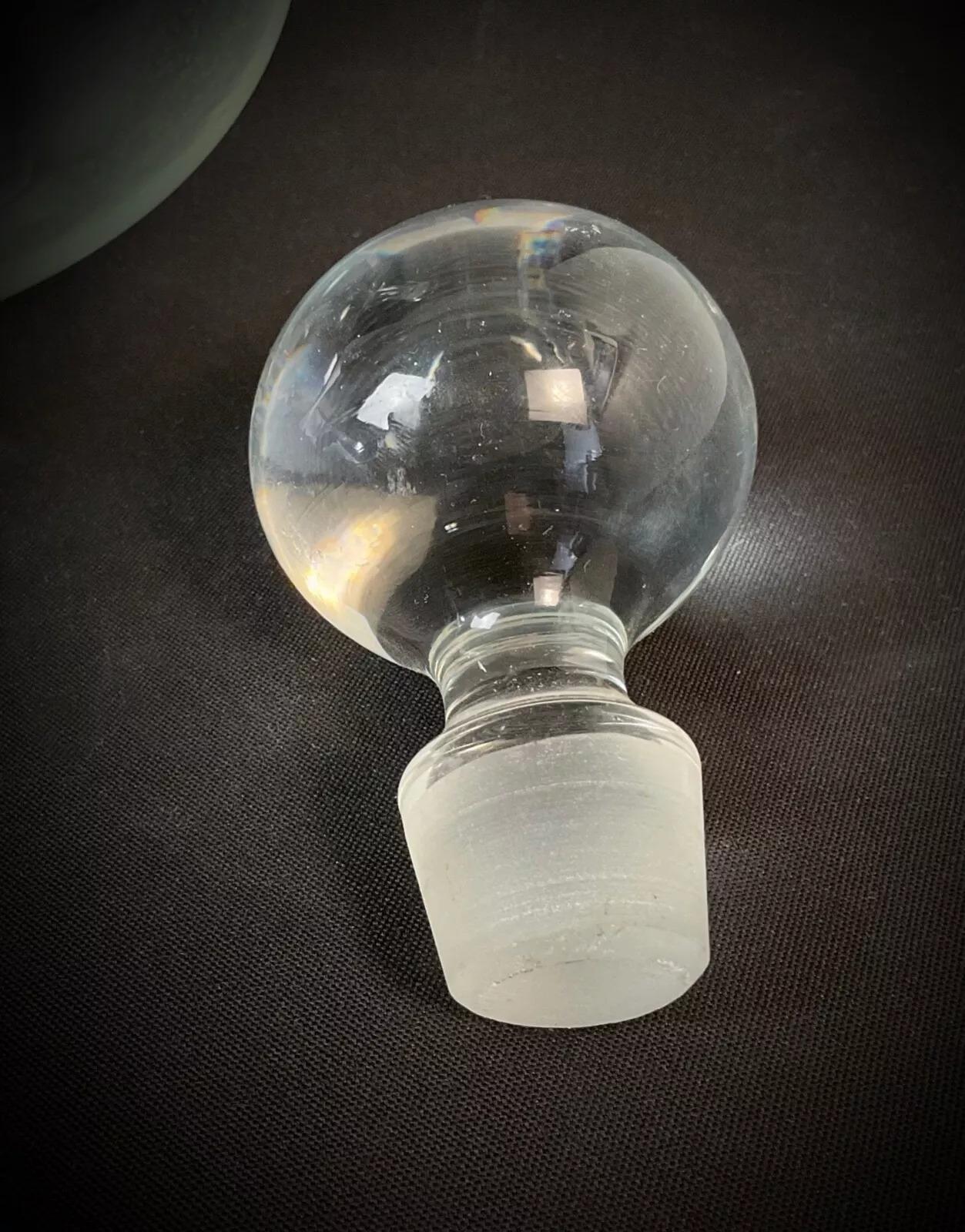 Vintage 20th Century Glass Wine Decanter - 2Y588 For Sale 1