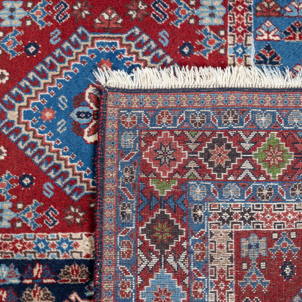 Tapis persan Yalameh vintage du 20ème siècle fait à la main, vers 1980 en vente 3