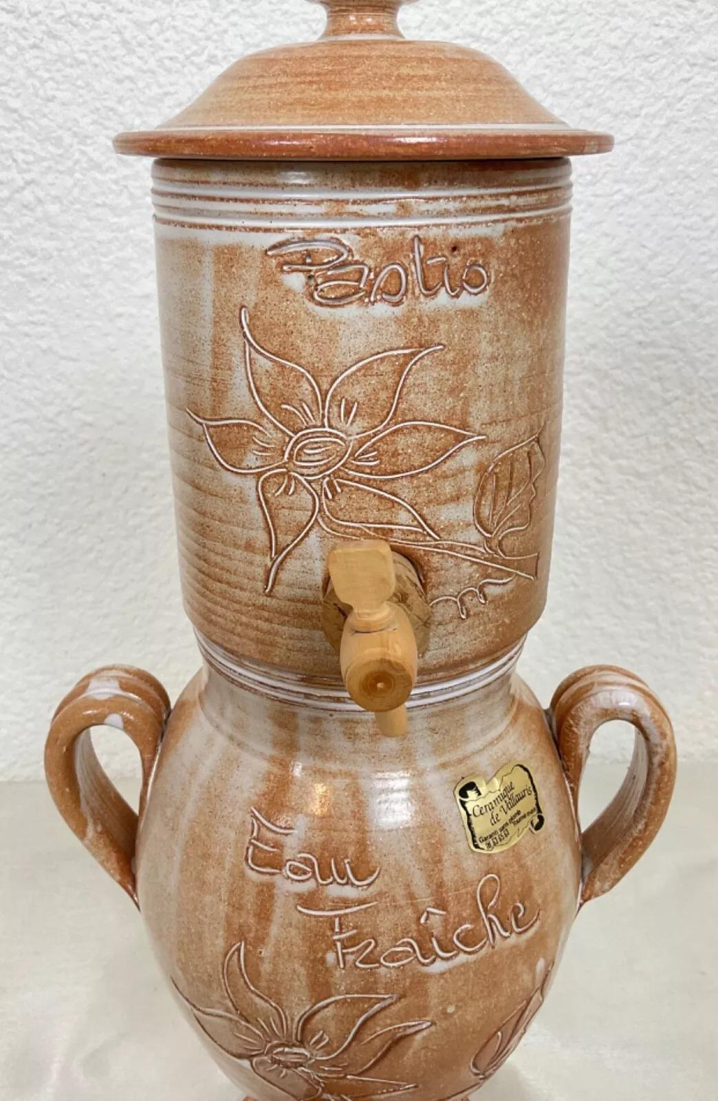 Fuente de cerámica vintage del siglo XX Vallauris Pastis y agua hecha a mano- 2Y503 Cerámico en venta