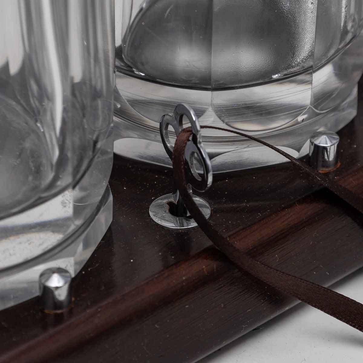 Vintage 20th Century Italian Art Deco Tantalus Set c.1930 For Sale 2