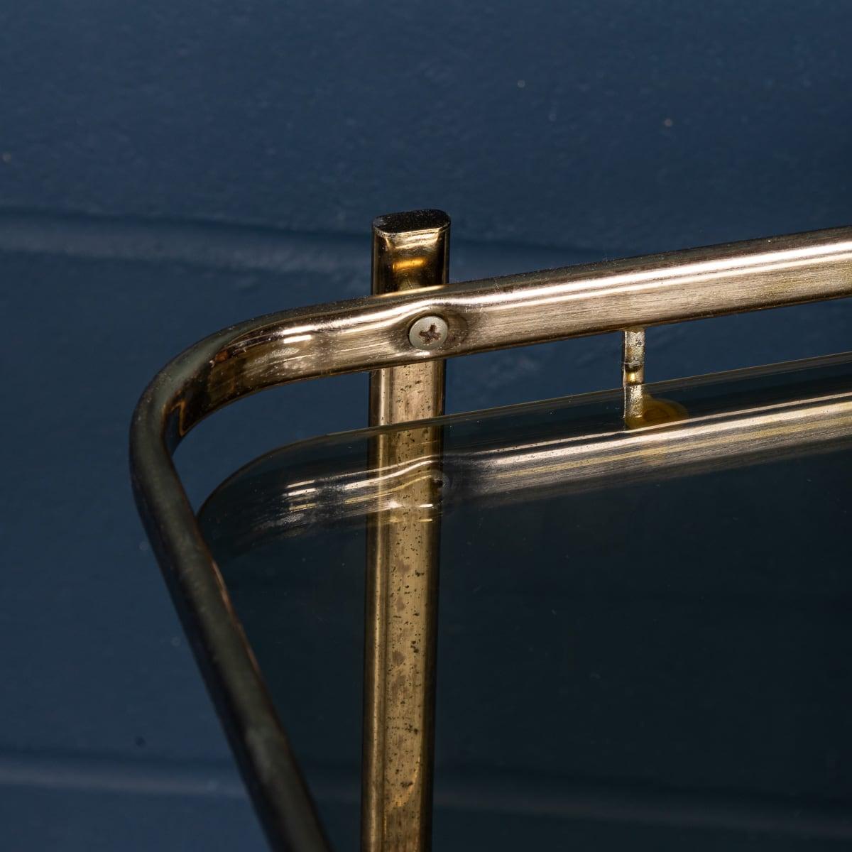 Carrello portabevande con cornice in ottone d'epoca del 20° secolo italiano, c.1980 in vendita 7