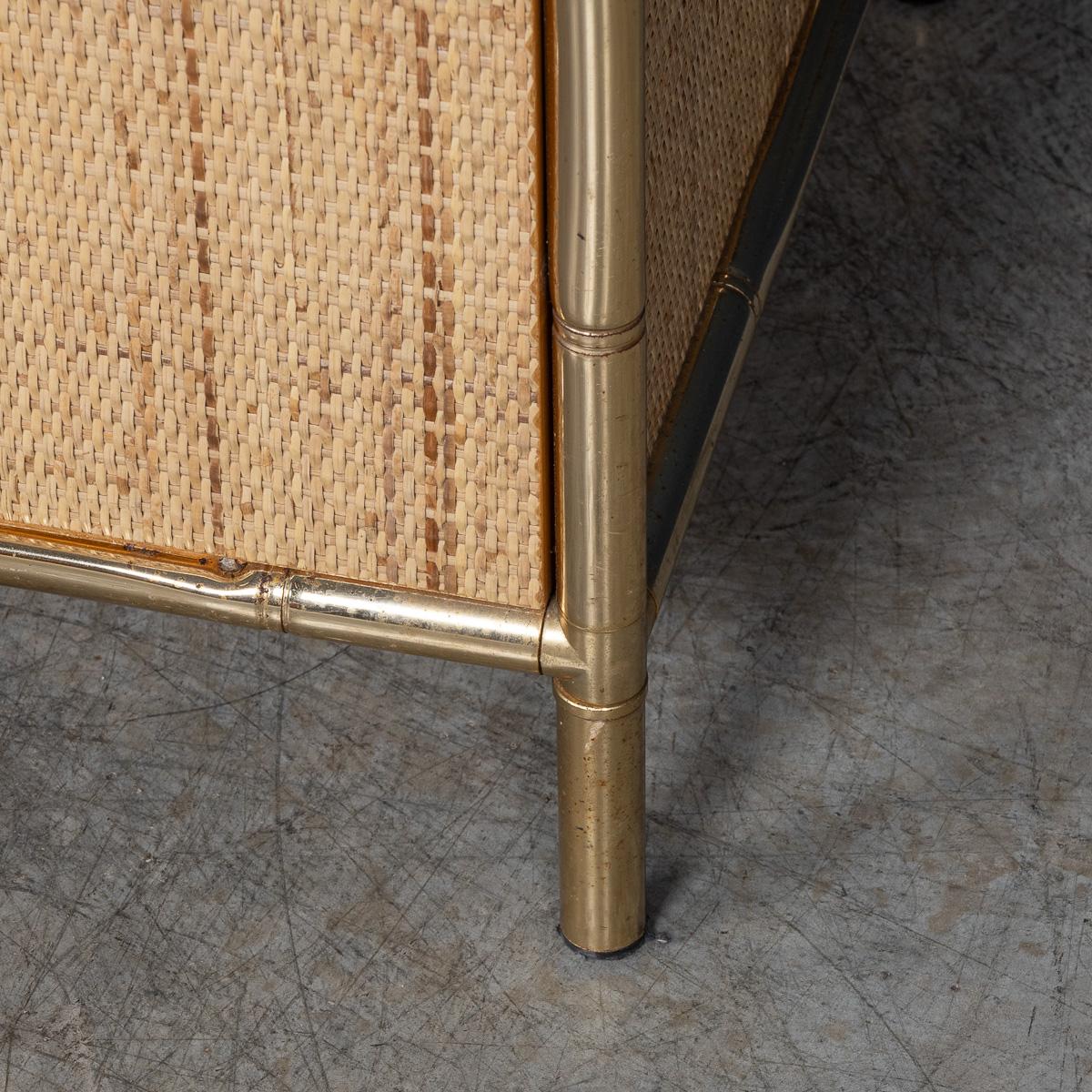Armadio italiano del 20° secolo con cornice in ottone, in rattan e finto bambù, c.1980 in vendita 9