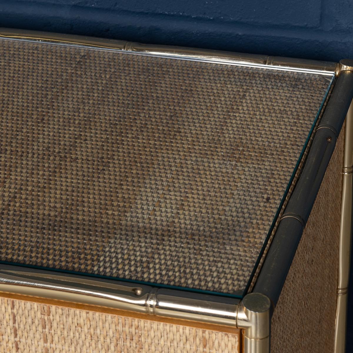 Armadio italiano del 20° secolo con cornice in ottone, in rattan e finto bambù, c.1980 in vendita 11