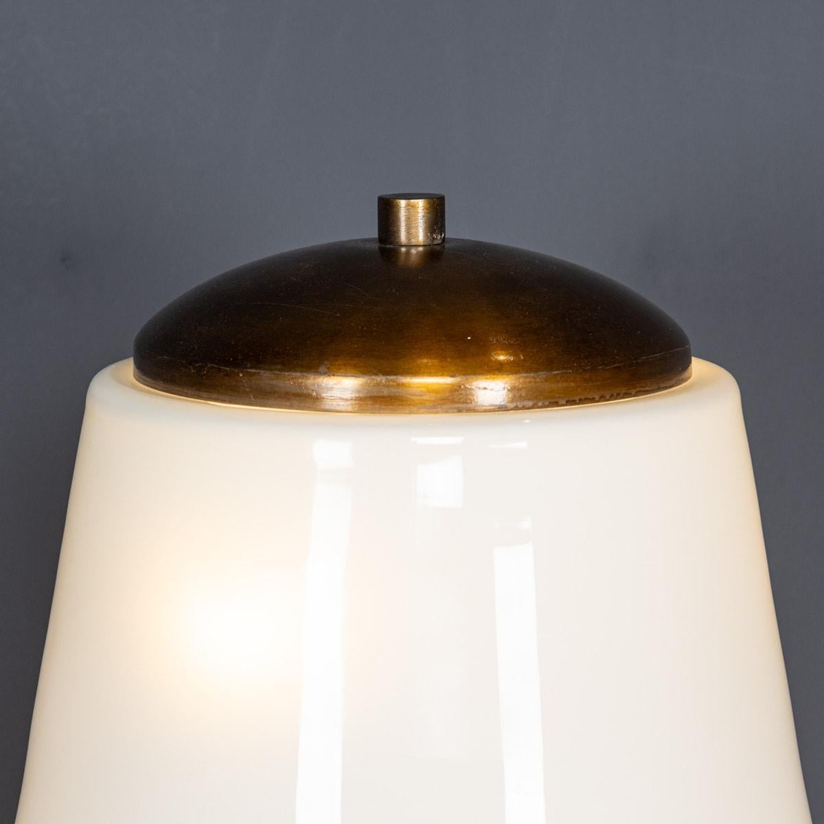 Vintage 20th Century Italian Brass & Opaque White Glass Lamp c.1970 In Good Condition For Sale In Royal Tunbridge Wells, Kent