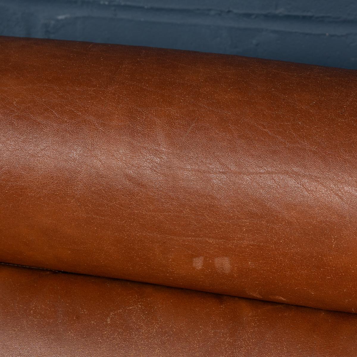 Vintage 20th Century Italian Brown Leather Recliner Armchair c.1980 en vente 10
