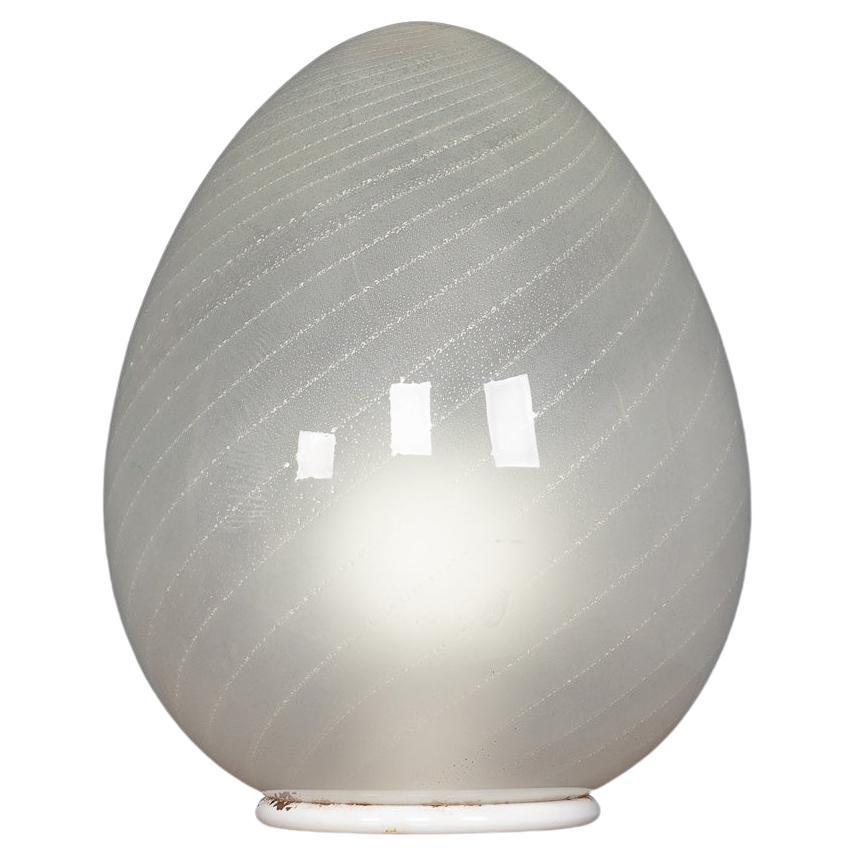 Lampe de bureau italienne vintage du 20ème siècle en forme d'œuf, Murano, vers 1980