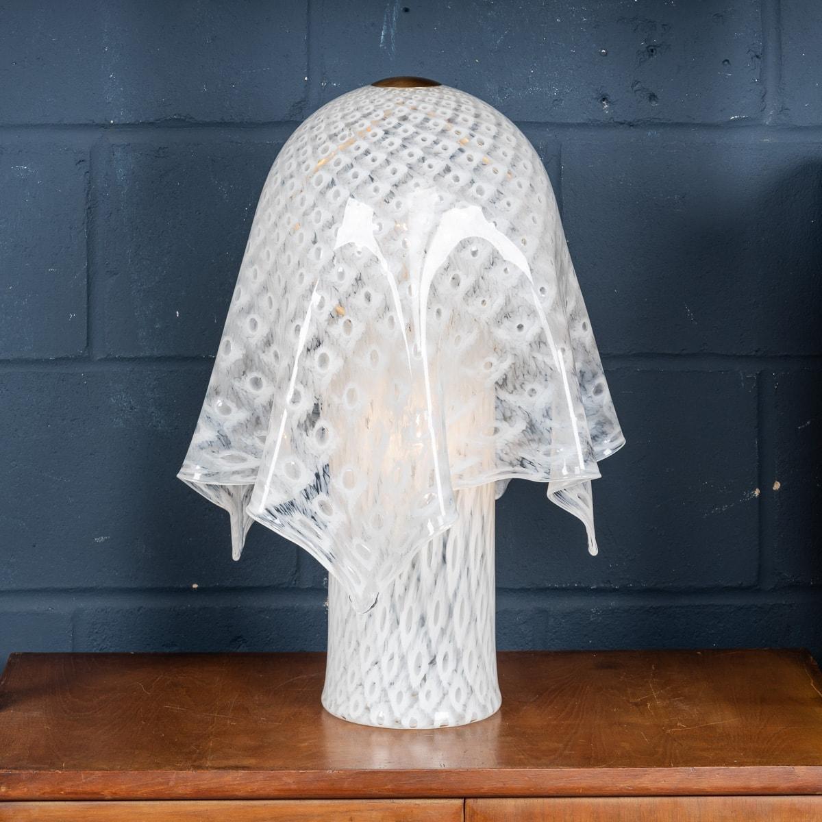 An extremely rare “fazzoletto“ lamp made by the world renowned glass makers La Murrina. This work of art was realised by the very best maestros in Murano, Venice. It is difficult to overstate the difficulty in realising this lamp which is to be