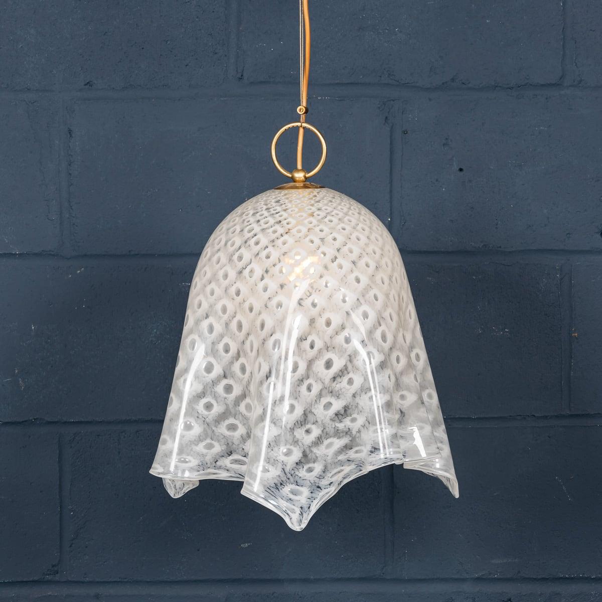 An elegant “fazzoletto“ pendant lamp made by the world renowned glass makers La Murrina. This work of art was realised by the very best maestros in Murano, Venice. It is difficult to overstate the difficulty in realising this lamp which is to be