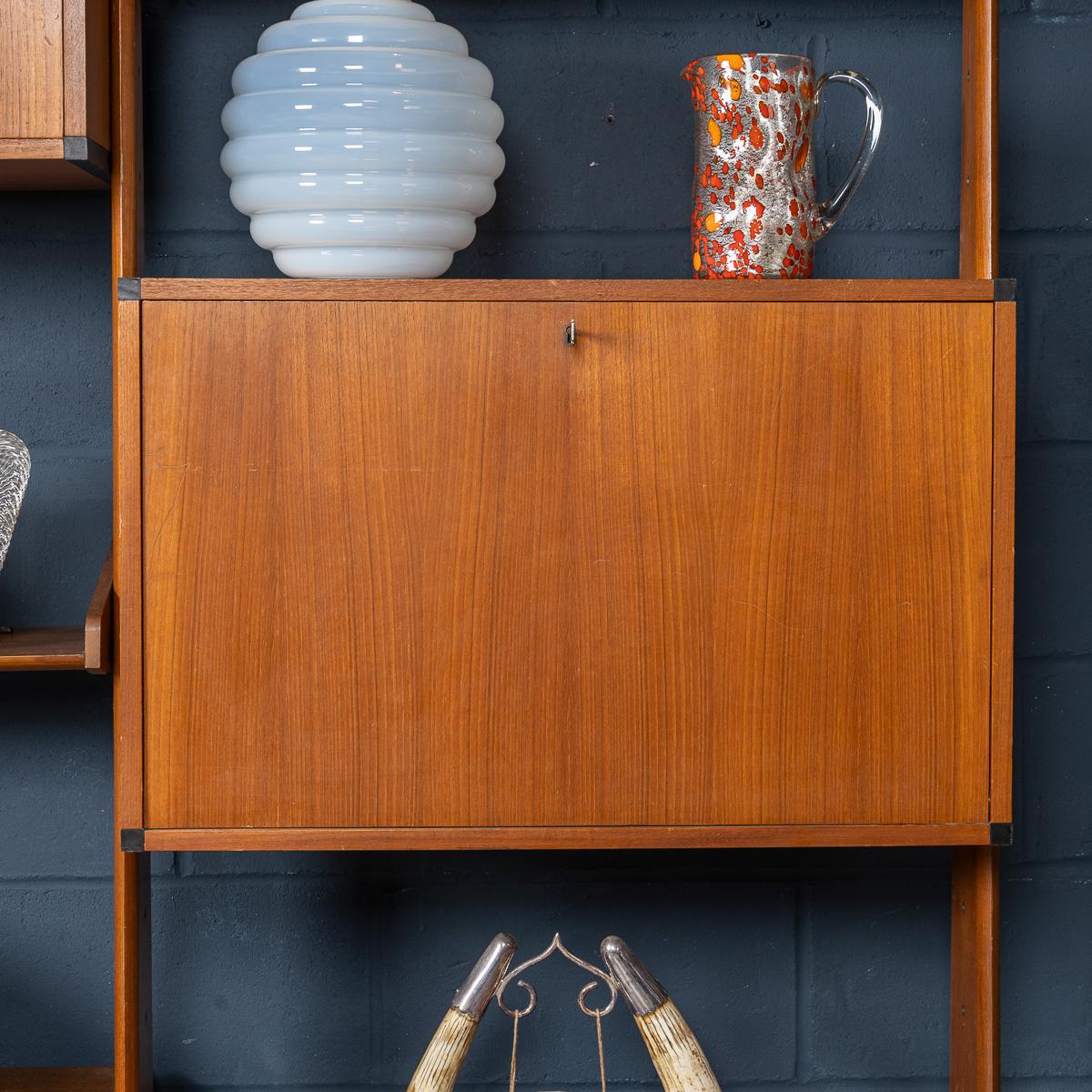 Vintage 20th Century Italian Modular Teak Wall Cabinet c.1960 For Sale 3