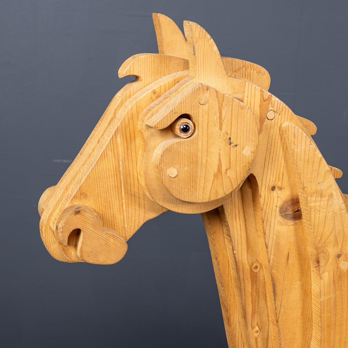 Sculpture italienne vintage du 20ème siècle en bois multicouches, c.1980 en vente 1