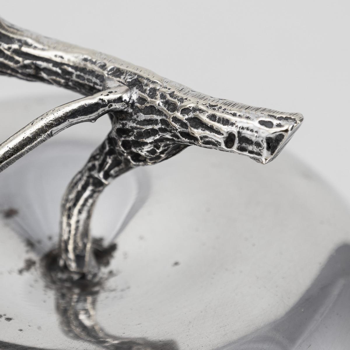 Plat italien du 20ème siècle en métal poli et verre avec couvercle à pomme, vers 1960 en vente 2