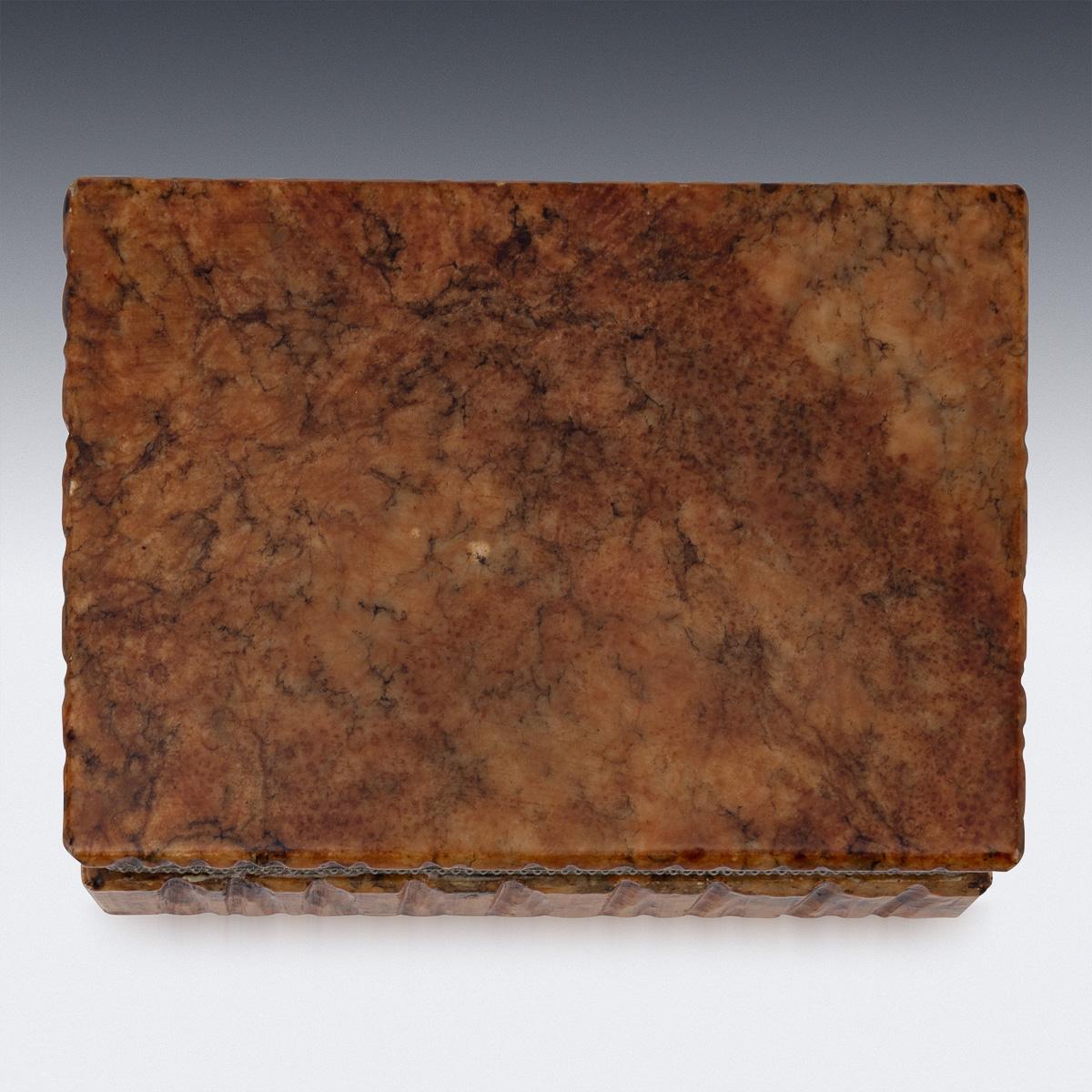 Vintage 20th Century Italian Rosso Verona Marble Cigarette Box c.1960 en vente 1