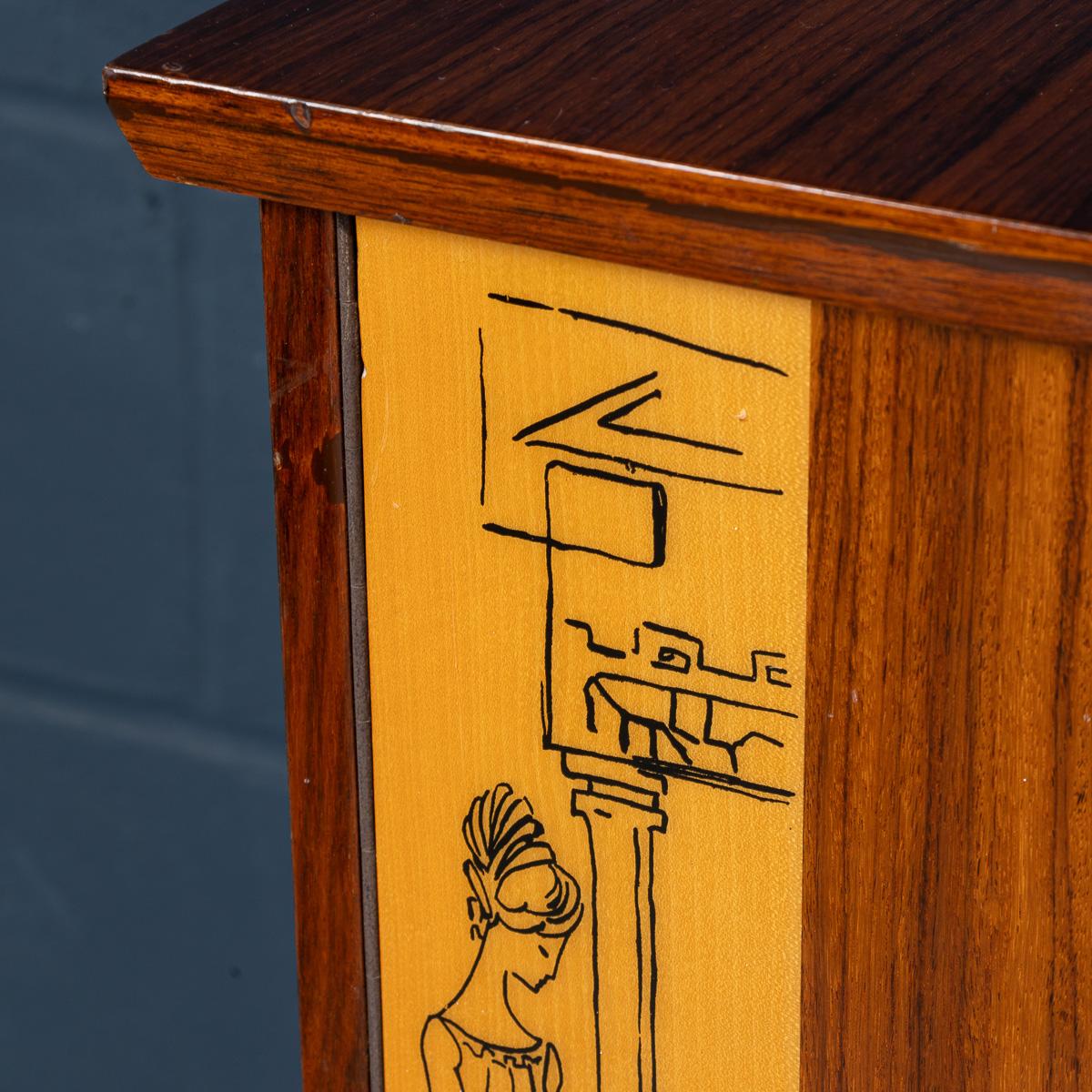 Vintage 20th Century Italian Sideboard In The Manner Of Vittorio Dassi c.1960 For Sale 12