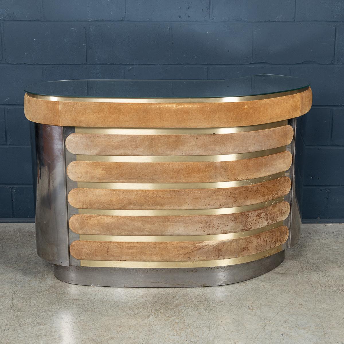 Vintage 20th Century Italian Standing Dry Bar By Willy Rizzo c.1970 For Sale 2